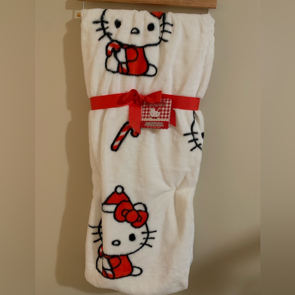 Hello Kitty faux rabbit fur Christmas Candy cane Throw Blanket - Picture 1 of 5